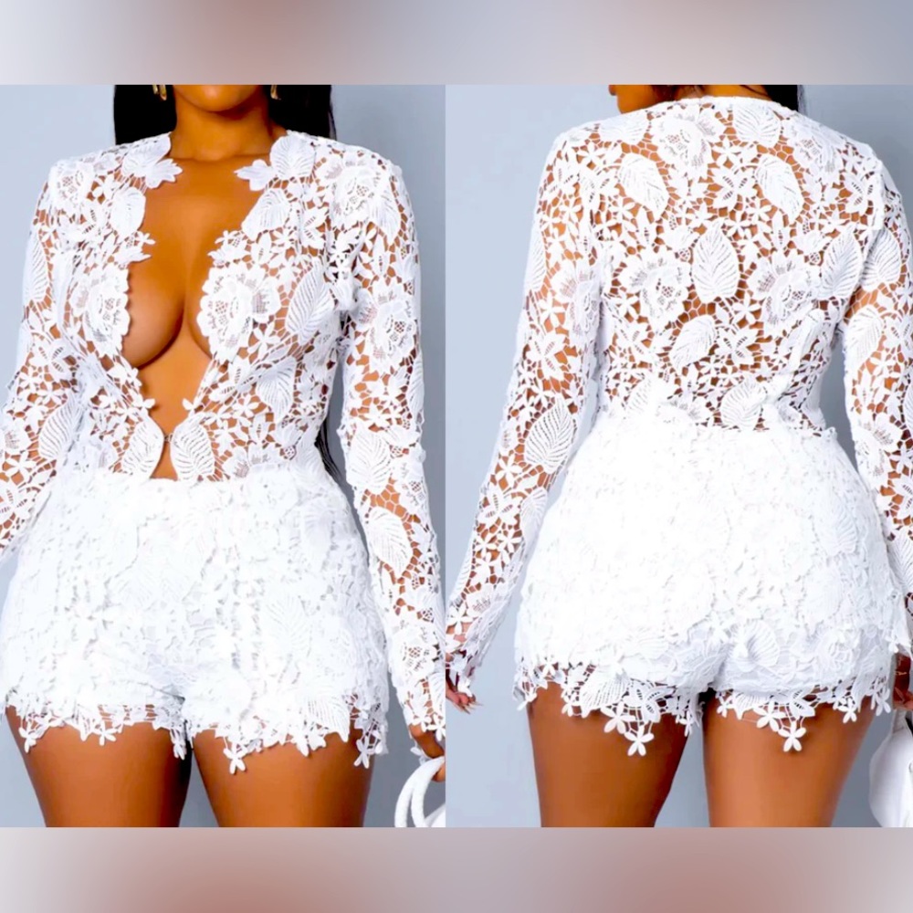 2 piece white short set